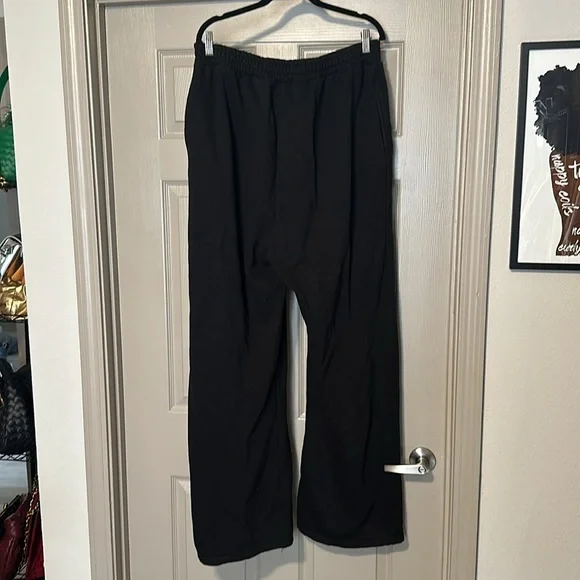 Boohoo | V Waistband Wide Leg Jogger (Tall) - Picture 8 of 9